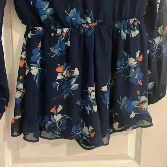 Floral Romper - Picture 4 of 5